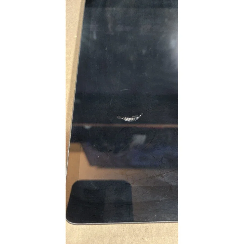 Apple iPad 7th Gen A2197 Tablet **FOR REPAIR / READ DESCRIPTION**